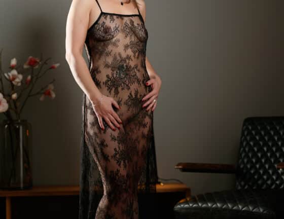 Sina Escortservice Calw frivoles Spitzen Kleid